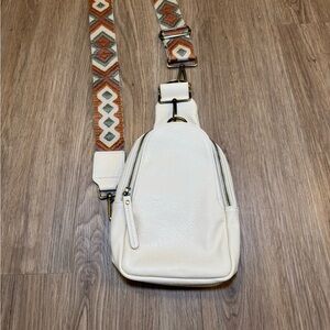 NWOT Anthropologie x Urban Originals Liberty Sling Crossbody Bag Vegan Leather